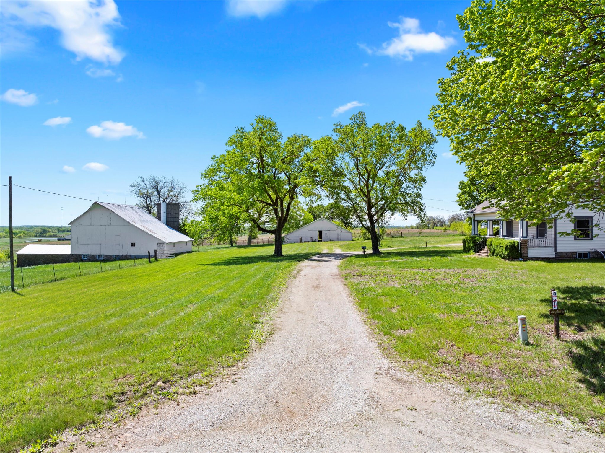 657 N 400 Road