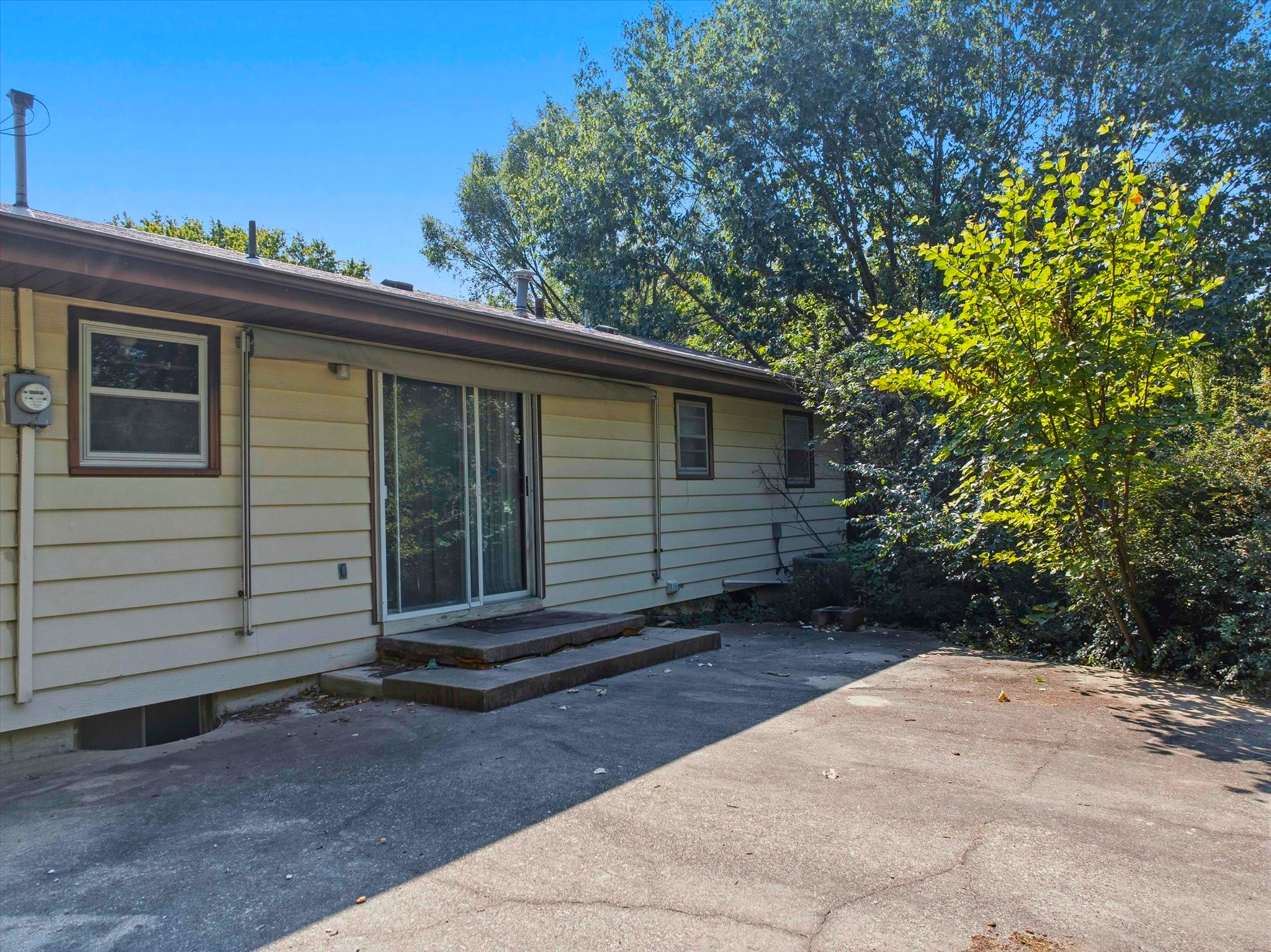 1411 Wagon Wheel Road