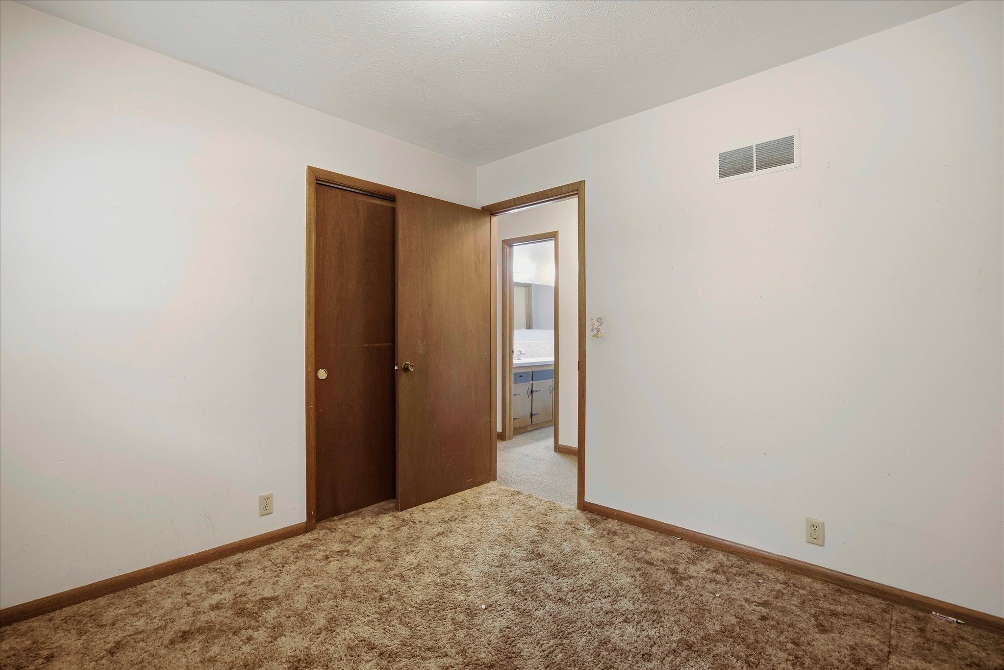 1411 Wagon Wheel Road