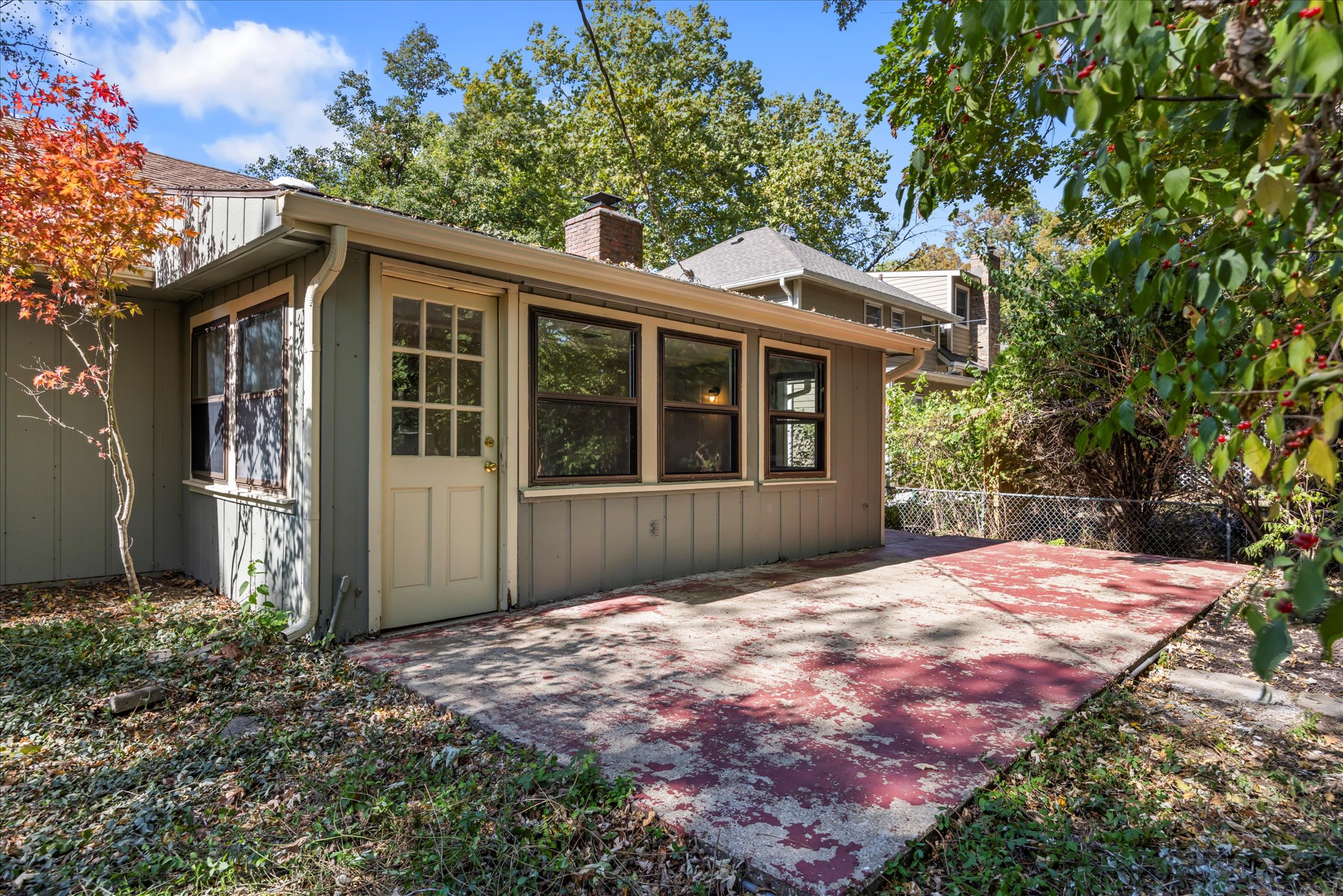 2818 Belle Haven Dr