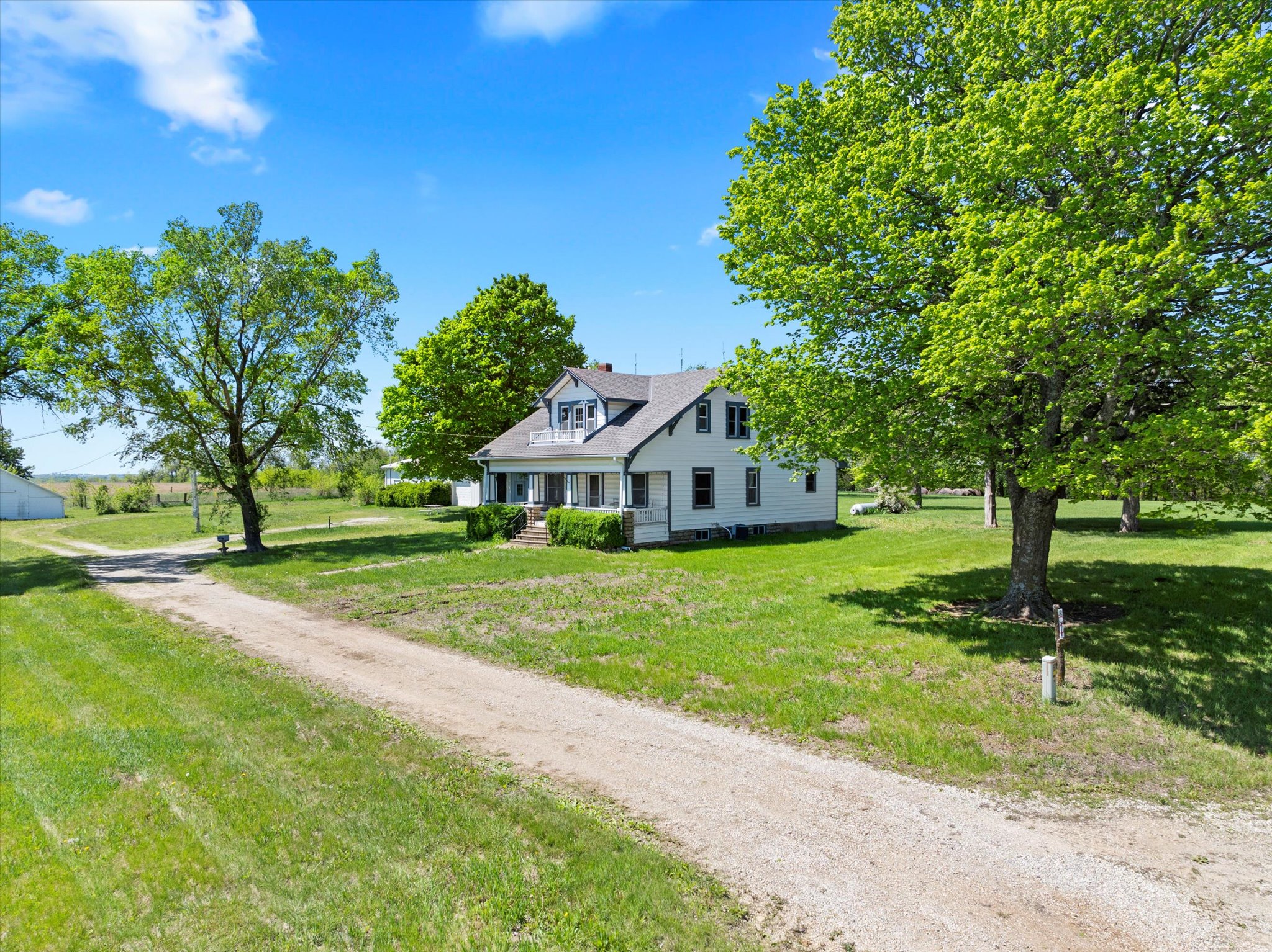 657 N 400 Road