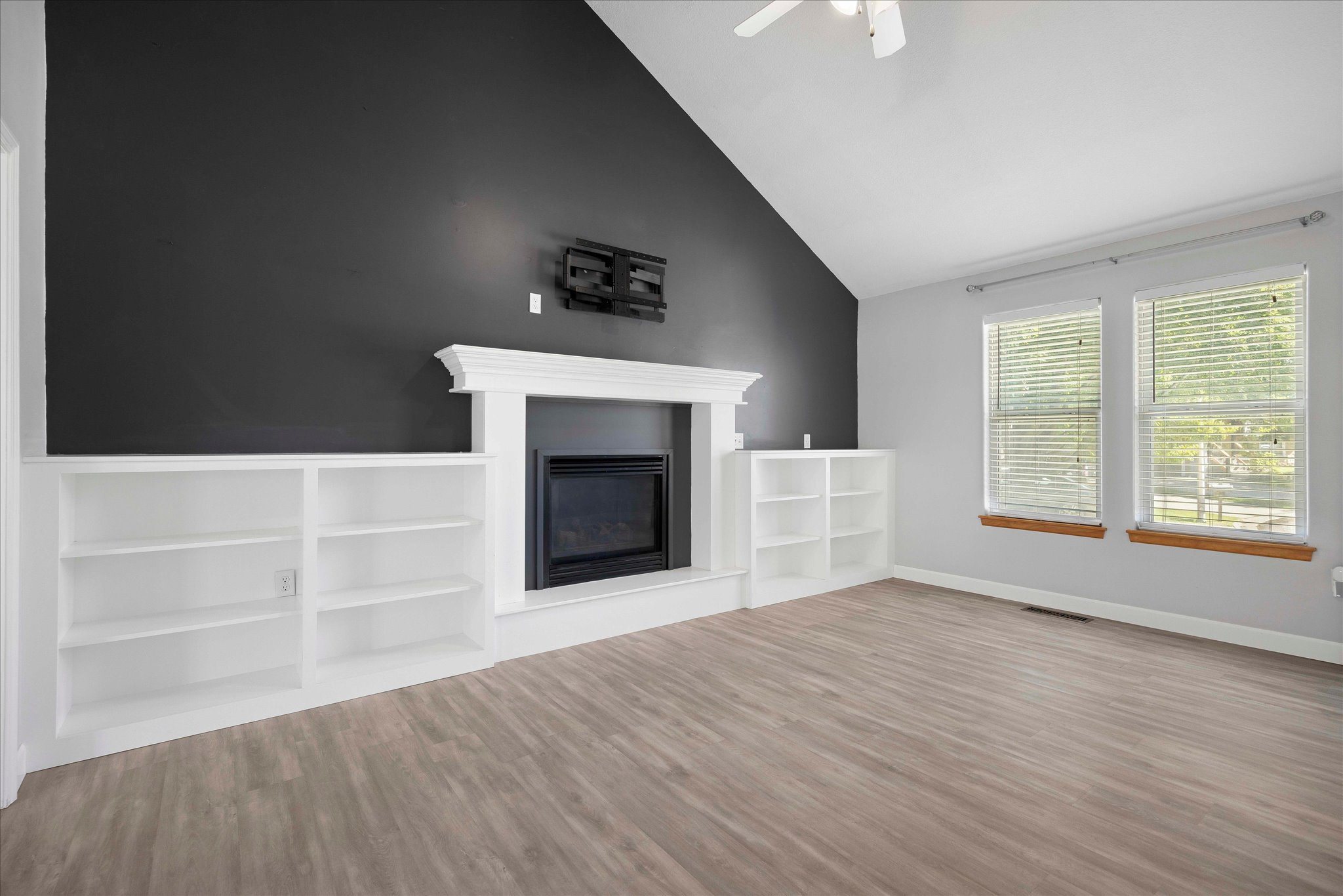 1310 Pin Oak Circle