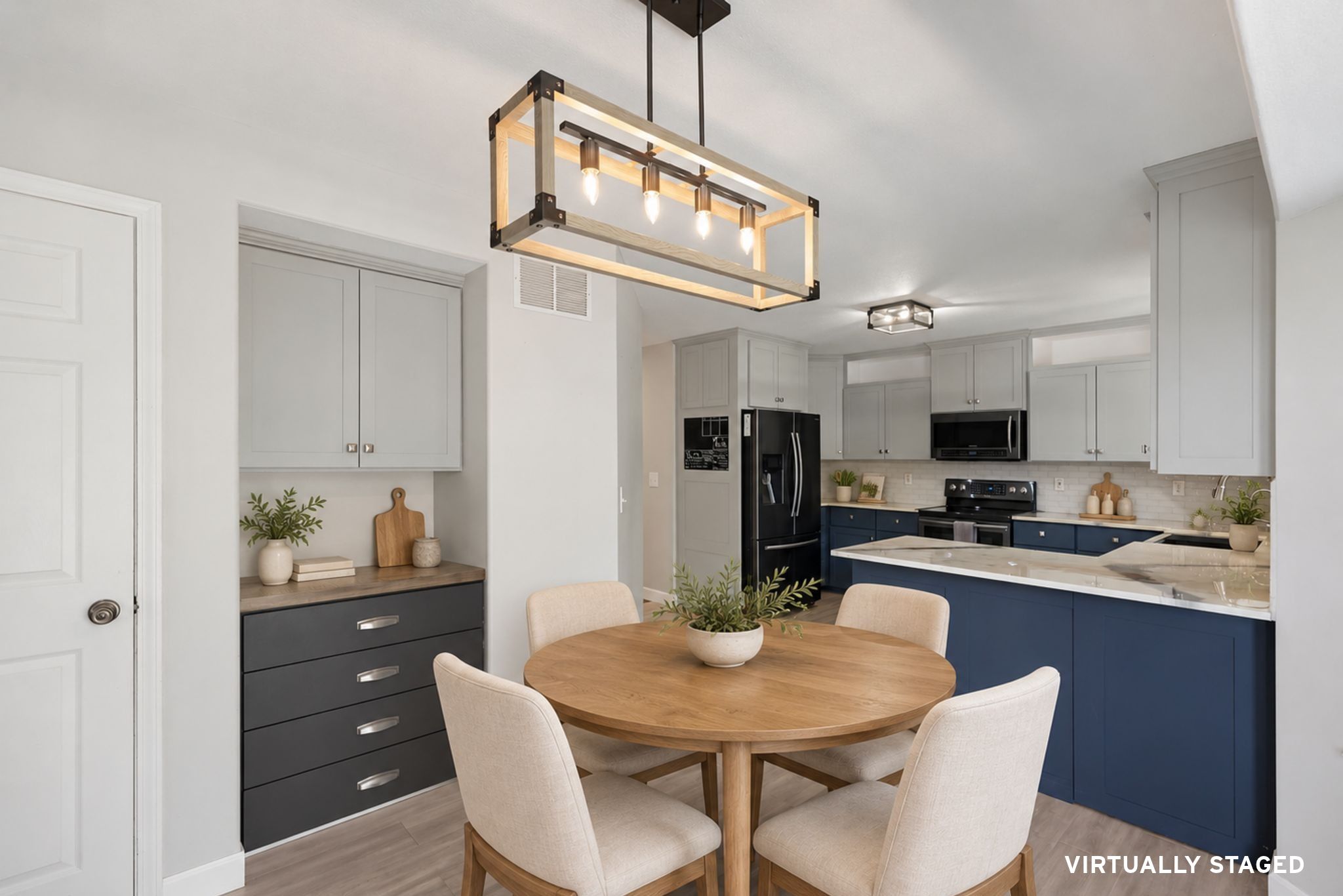 1310 Pin Oak Circle