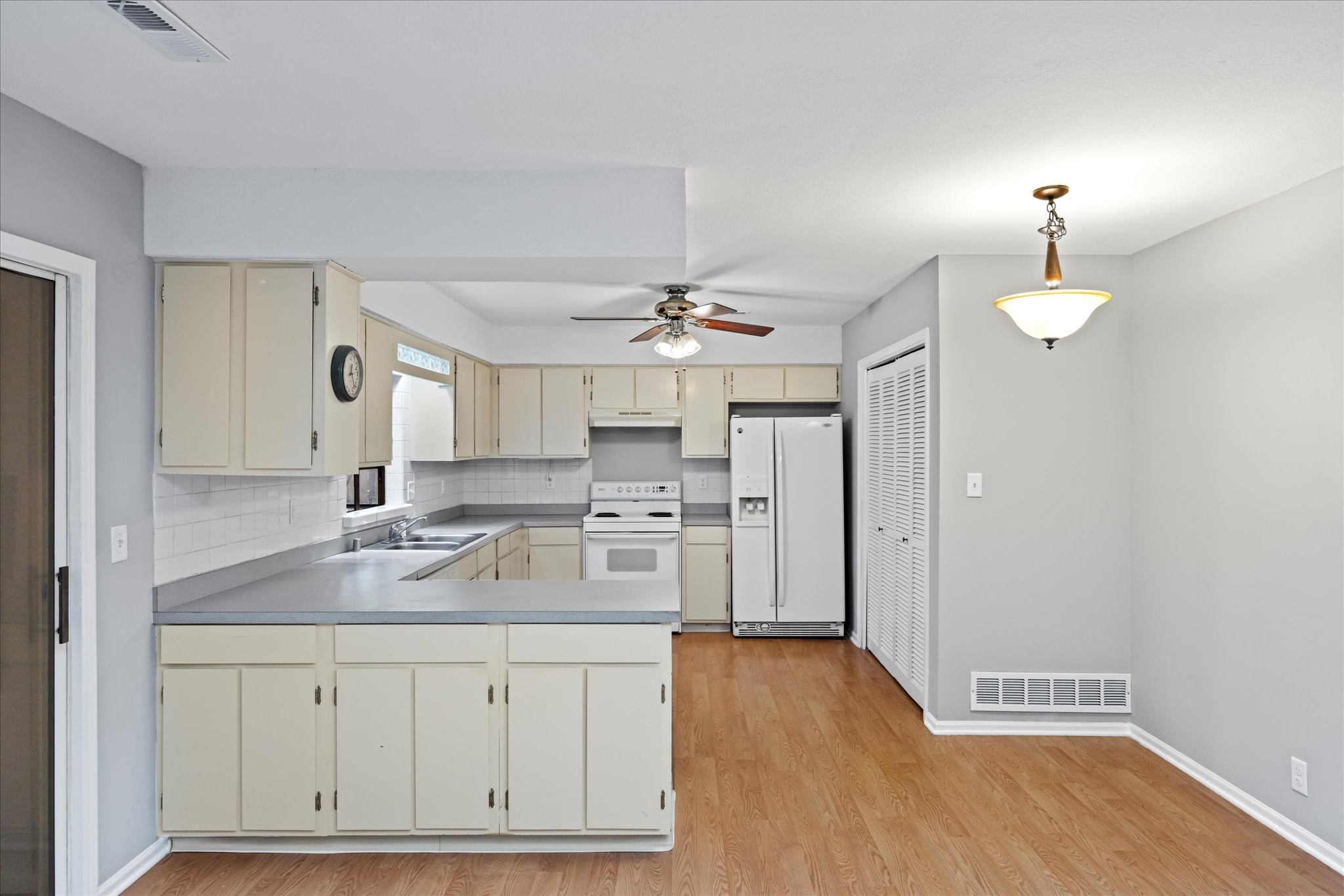 2818 Belle Haven Dr