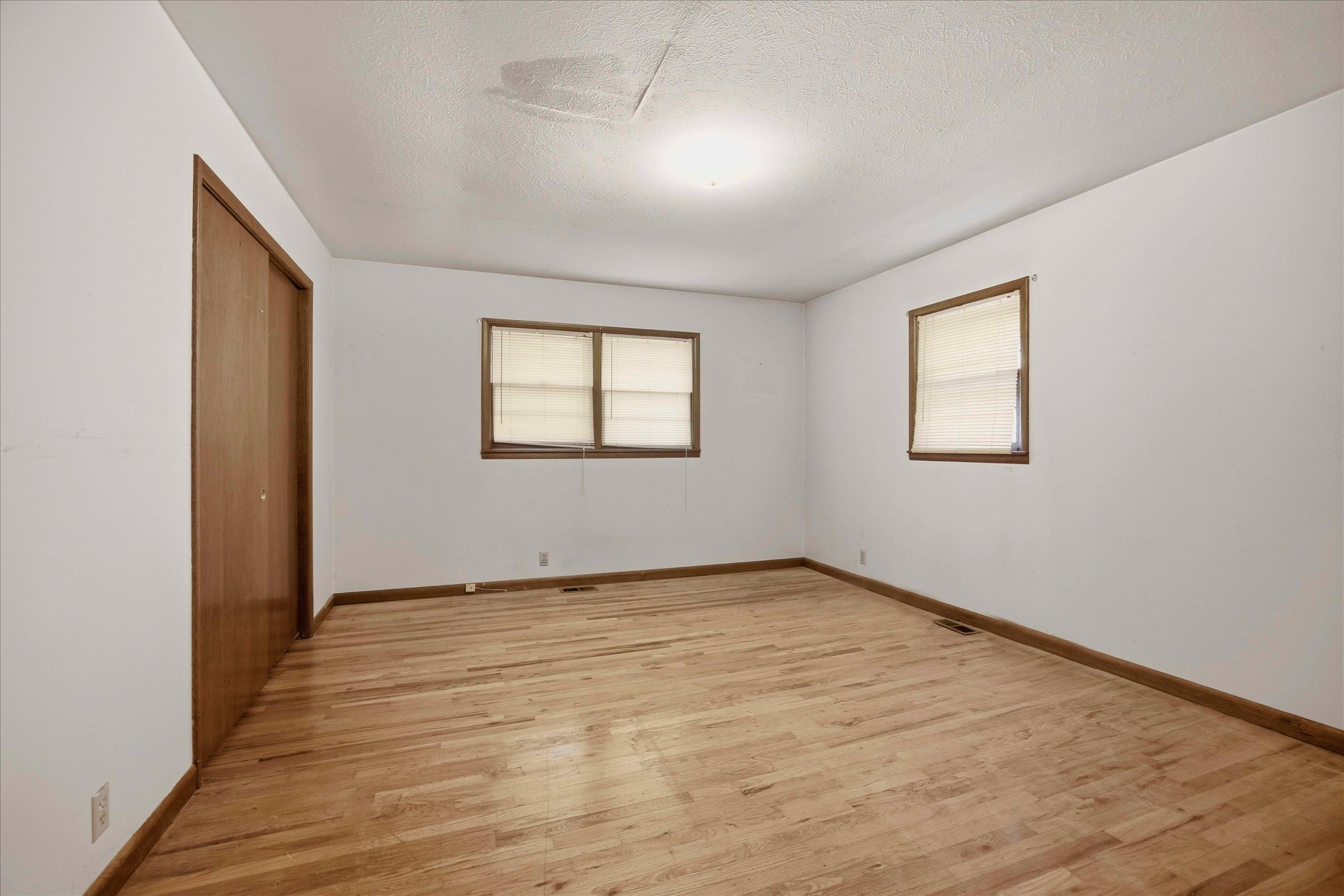 1411 Wagon Wheel Road