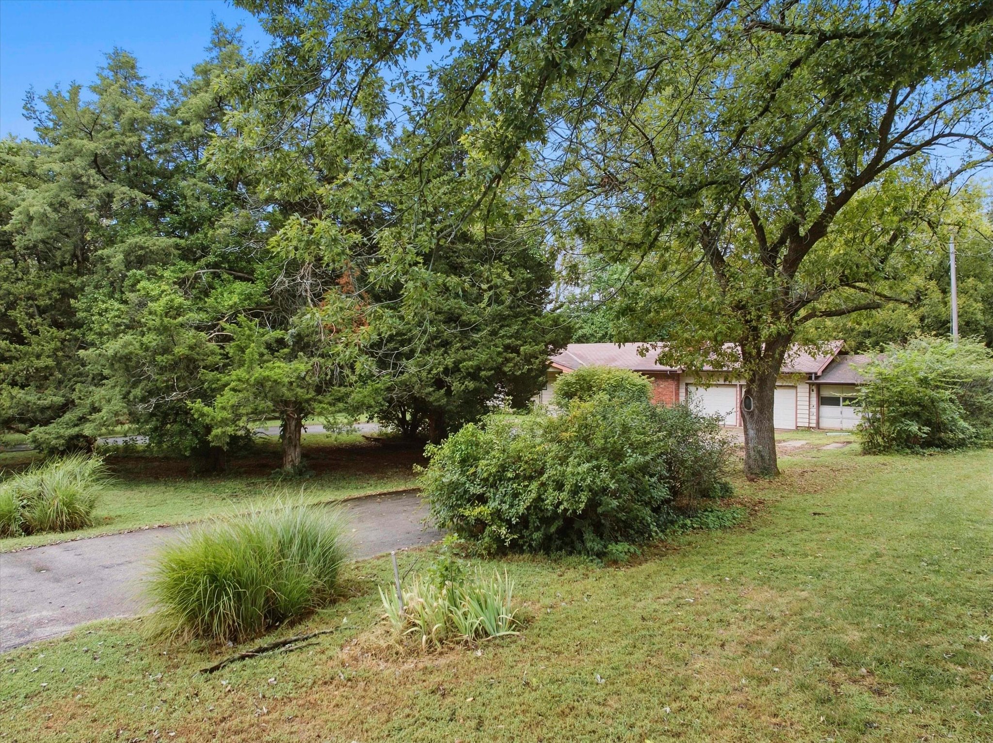 1411 Wagon Wheel Road