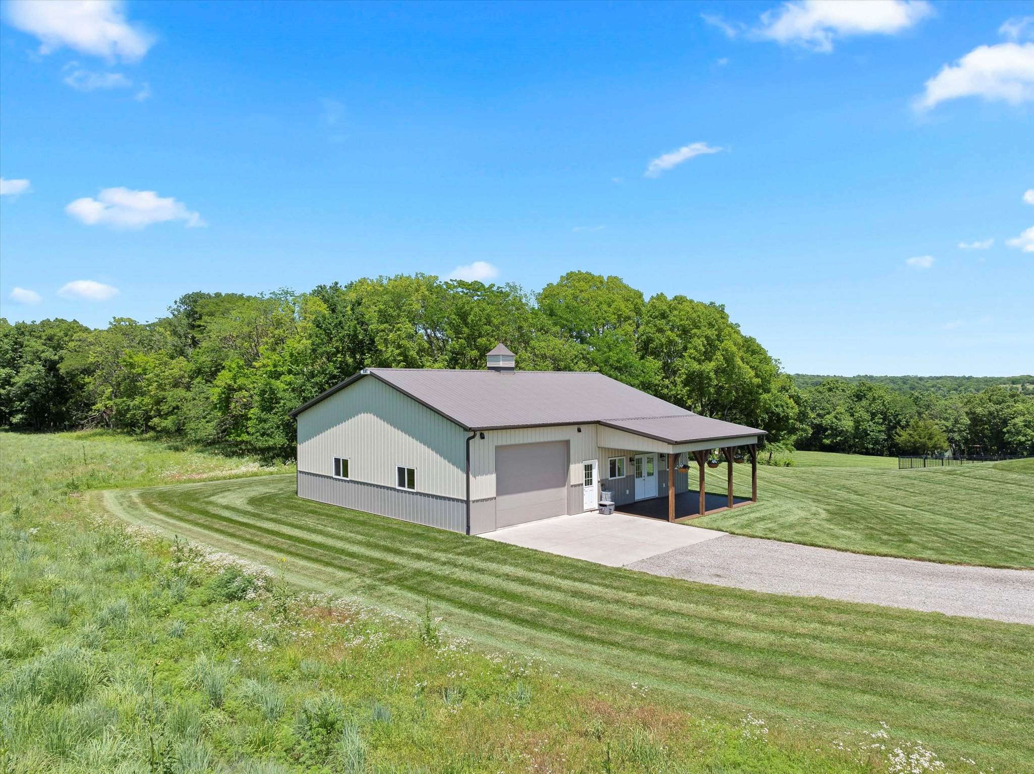 816 E 800 Road