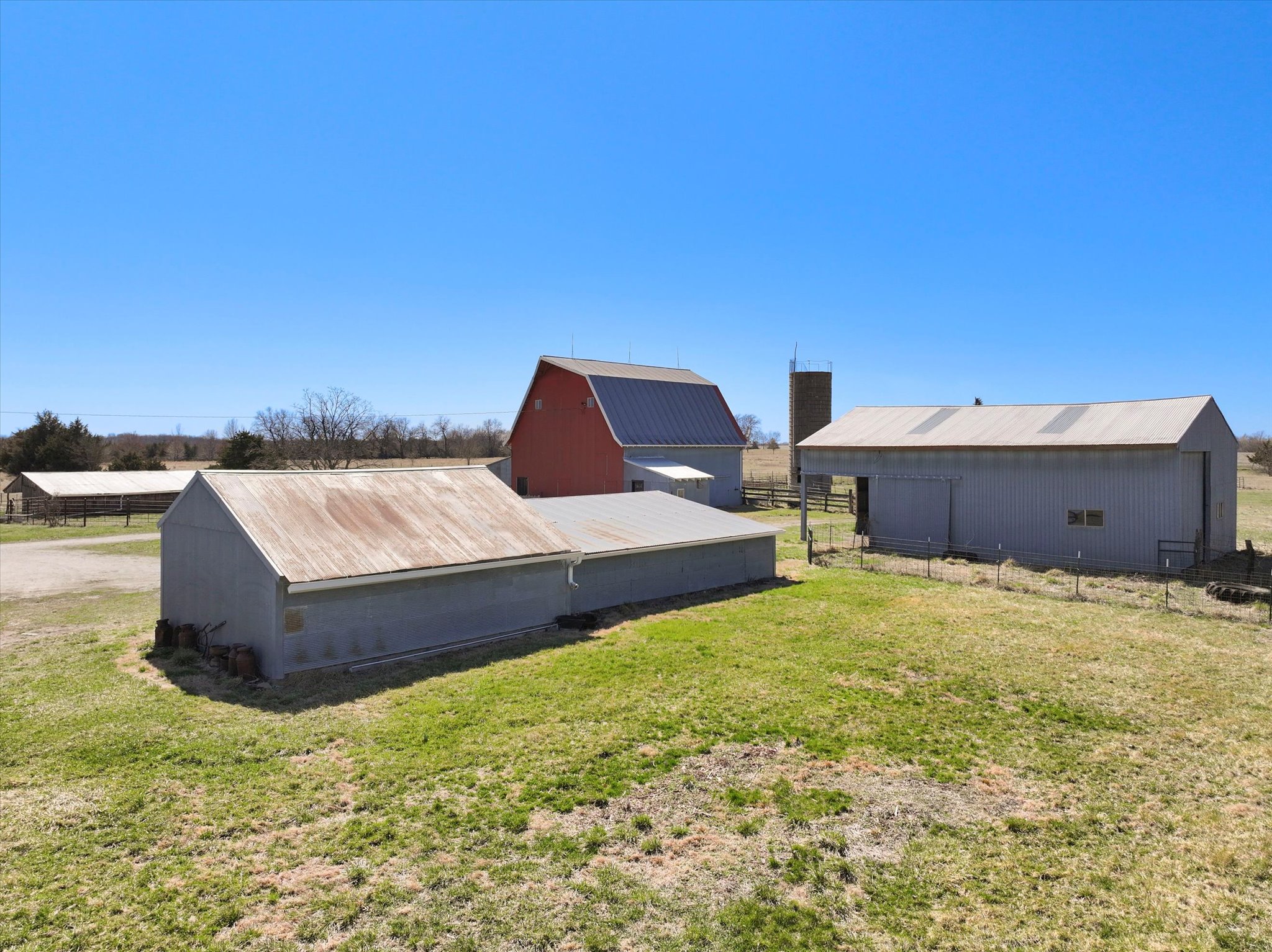 137 E 1400 Road