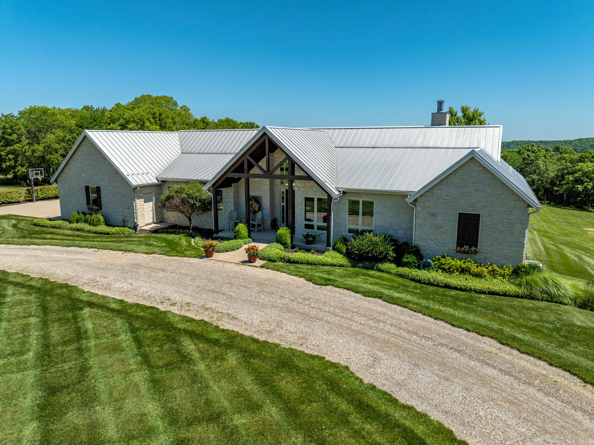 816 E 800 Road