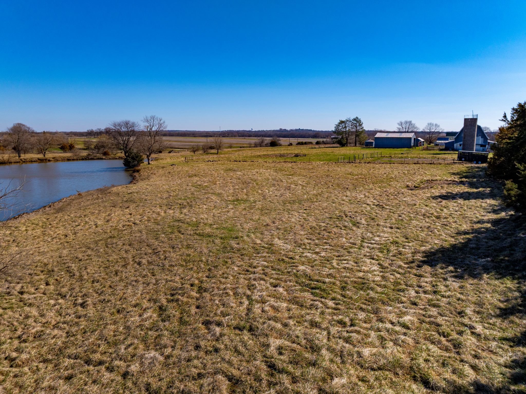 137 E 1400 Road