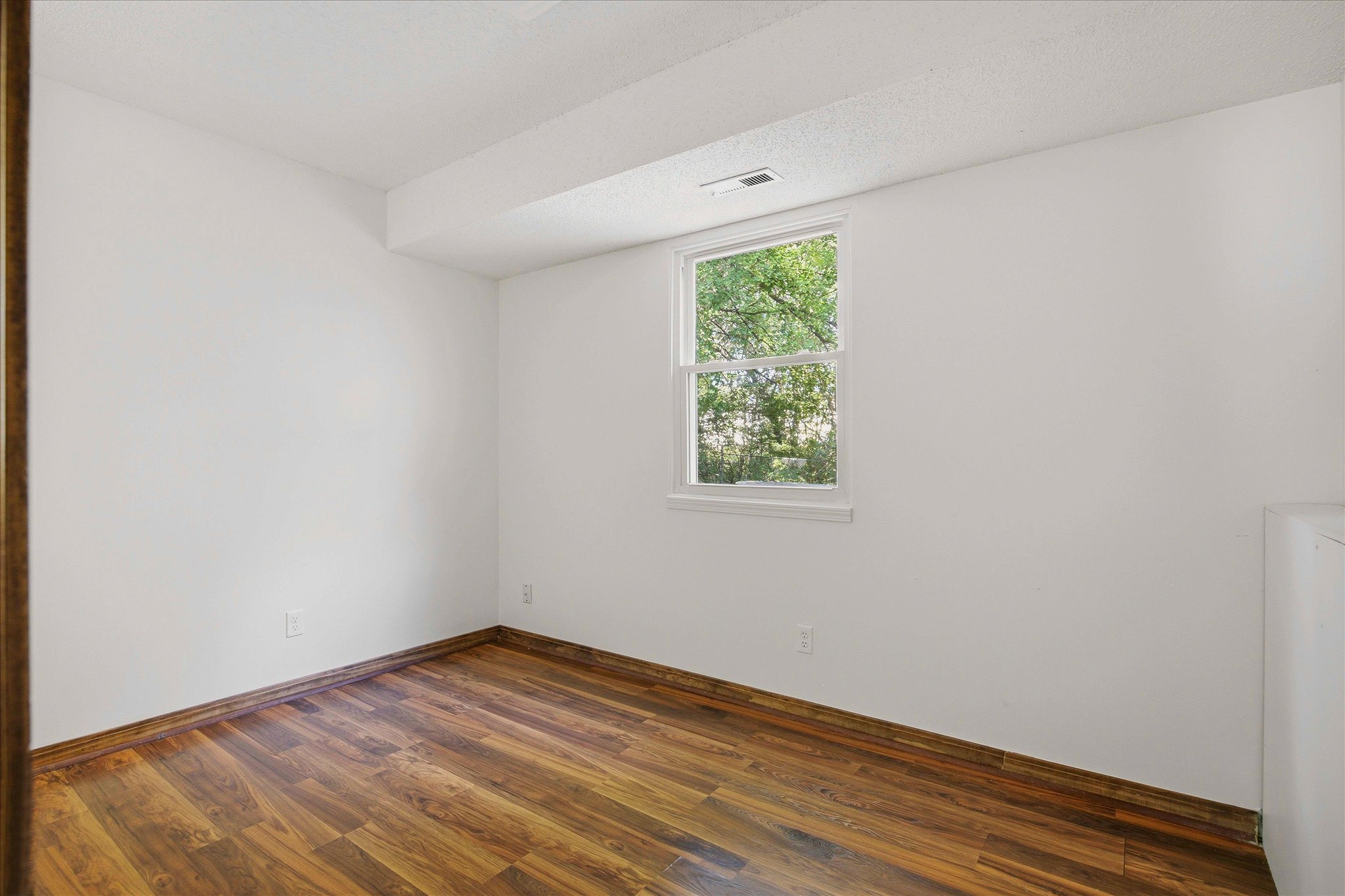 1748 W 3rd Street