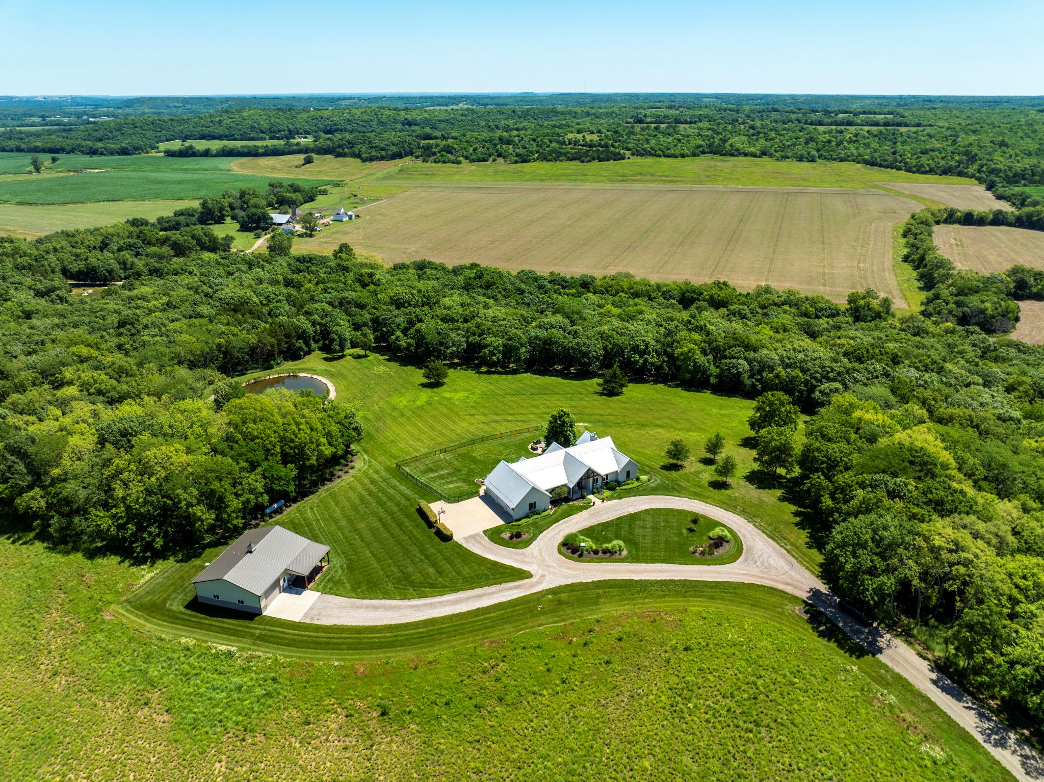 816 E 800 Road
