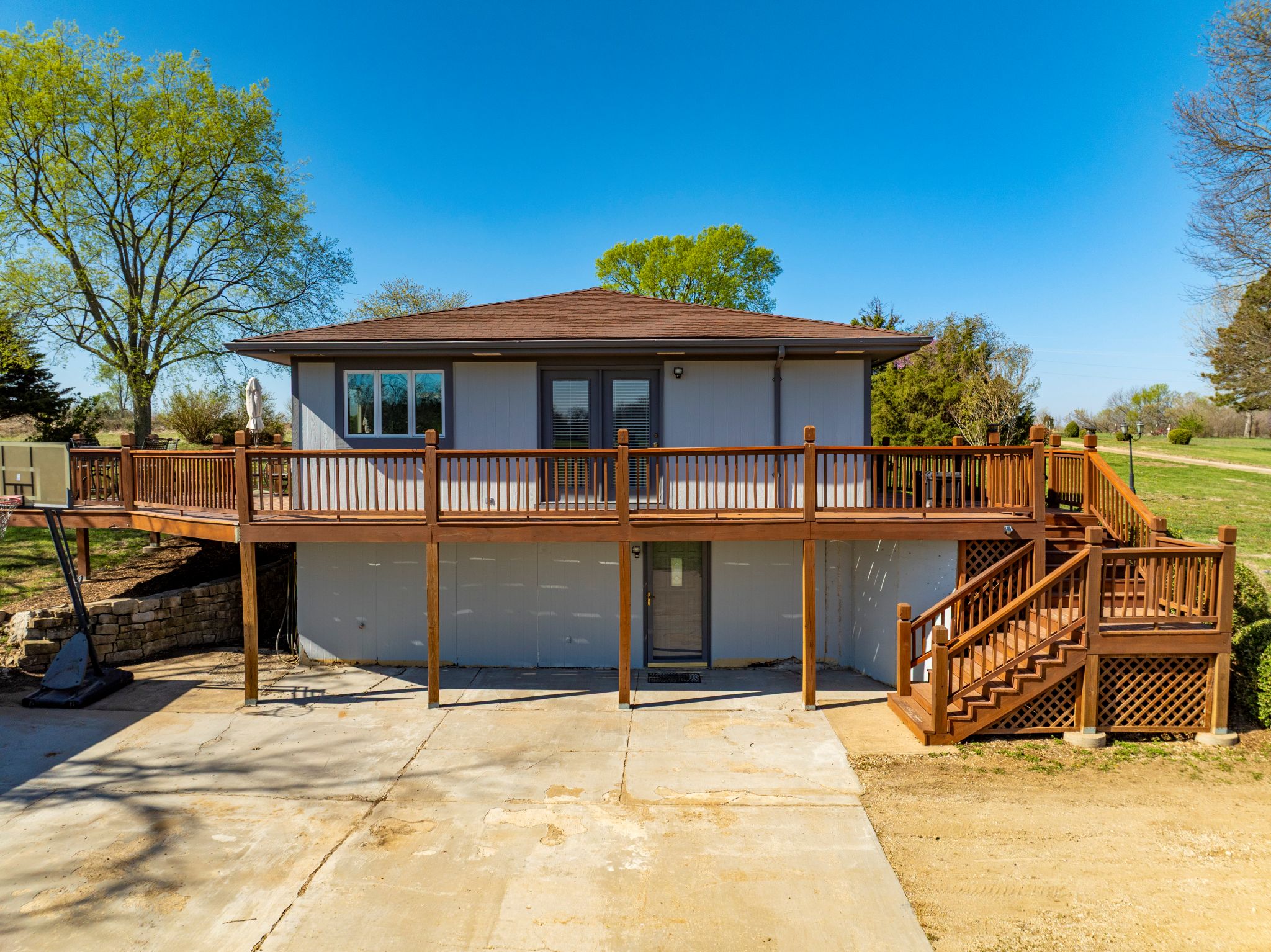 1628 E 400 Road