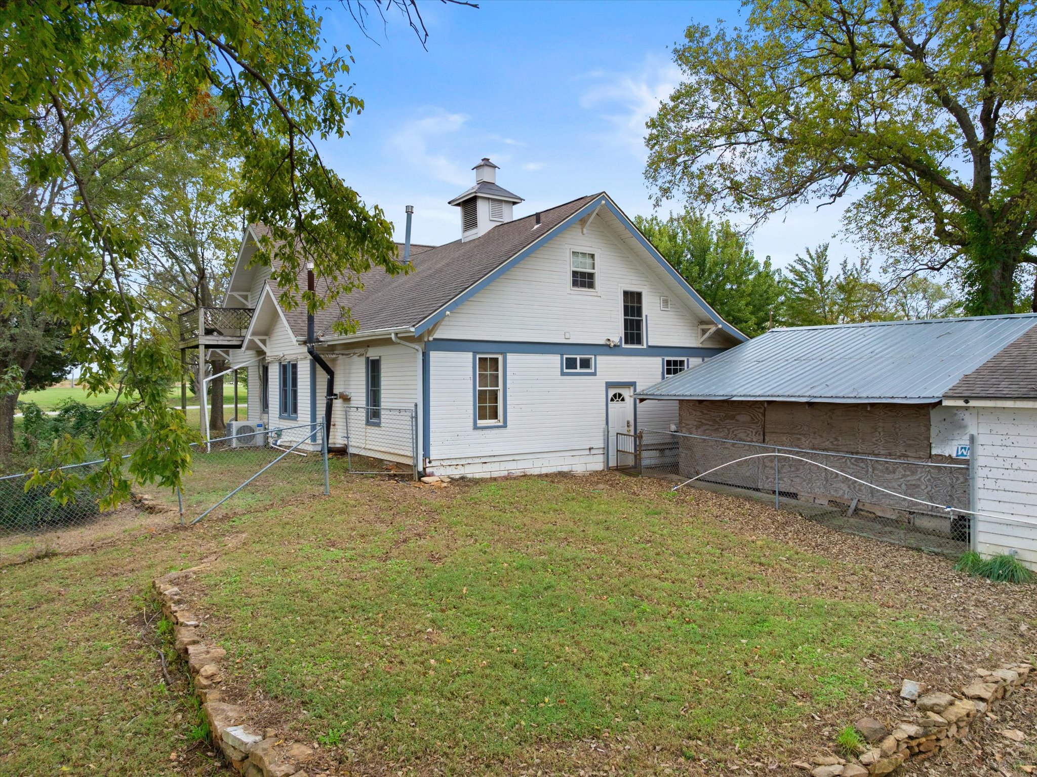 2333 SE Tecumseh Rd