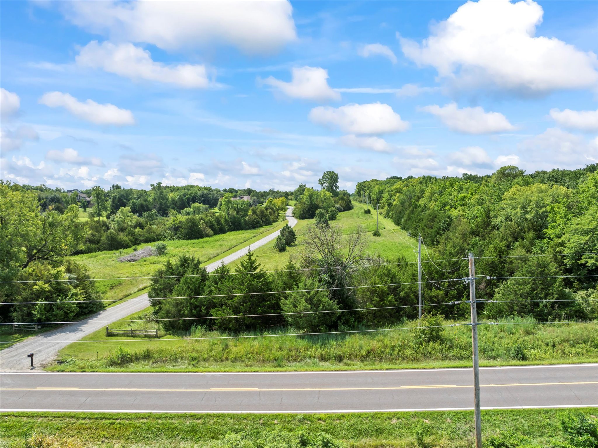 2031a N 1000 Road