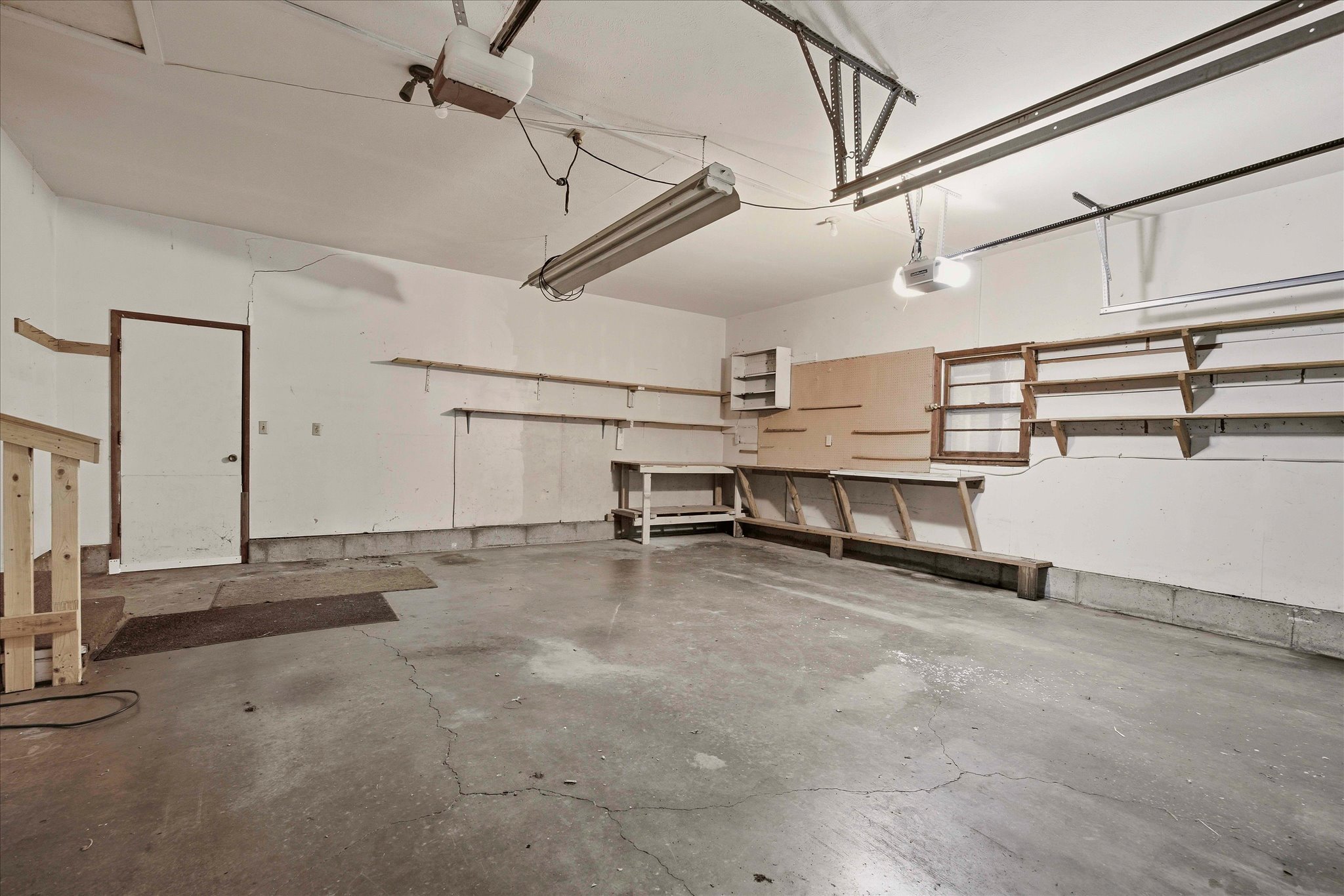 1411 Wagon Wheel Road
