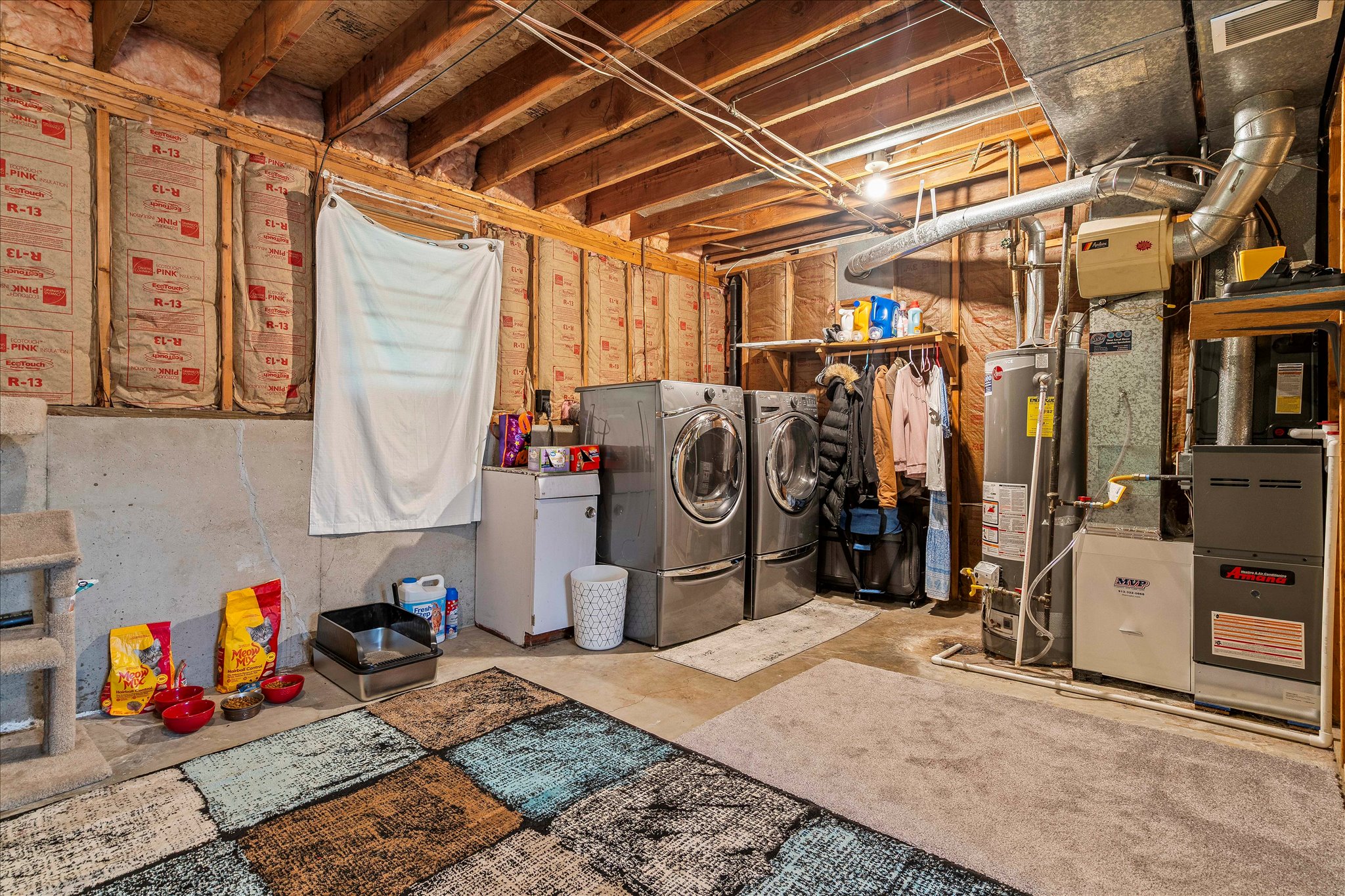 8812 Golden Lane