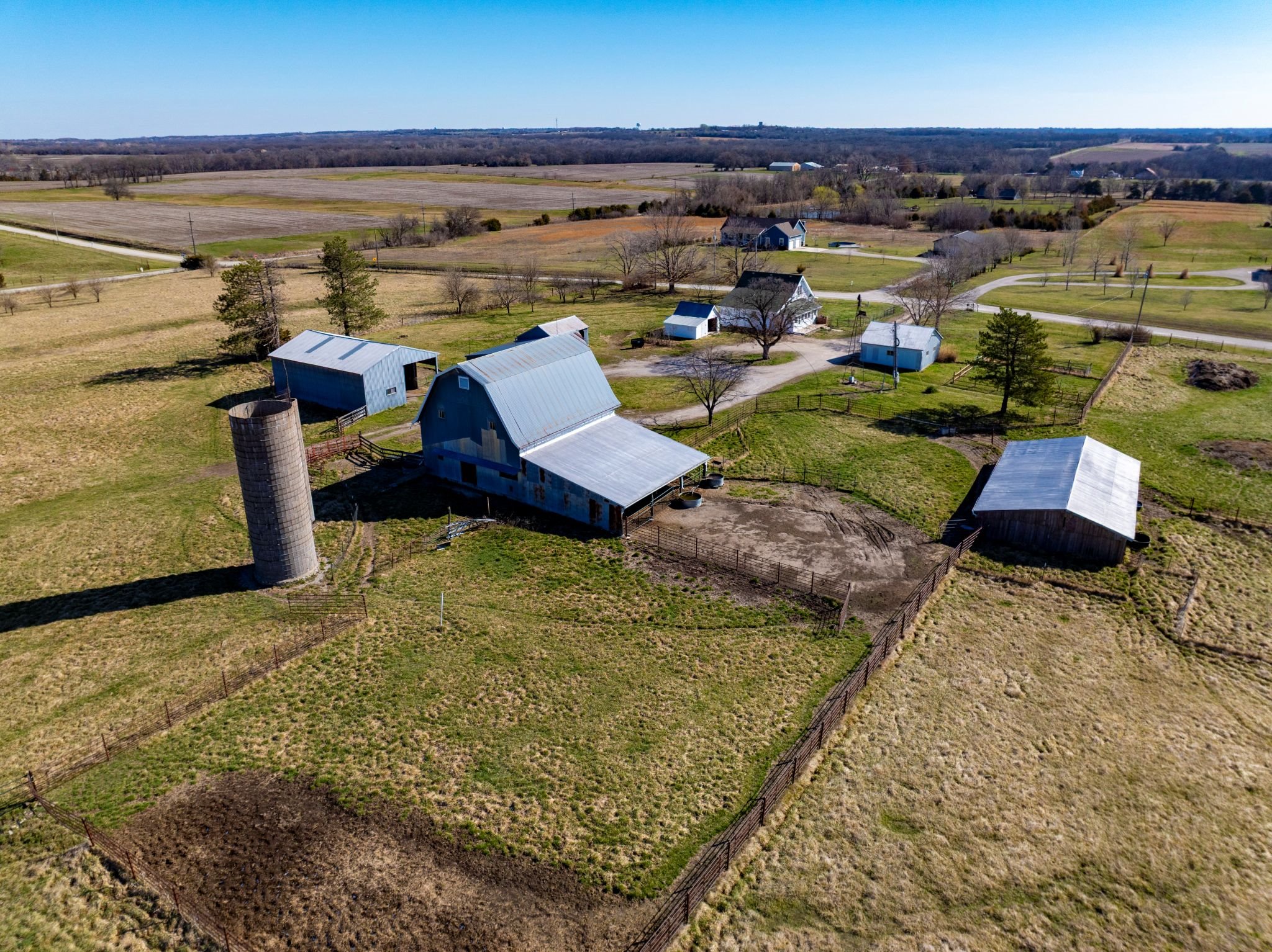 137 E 1400 Road
