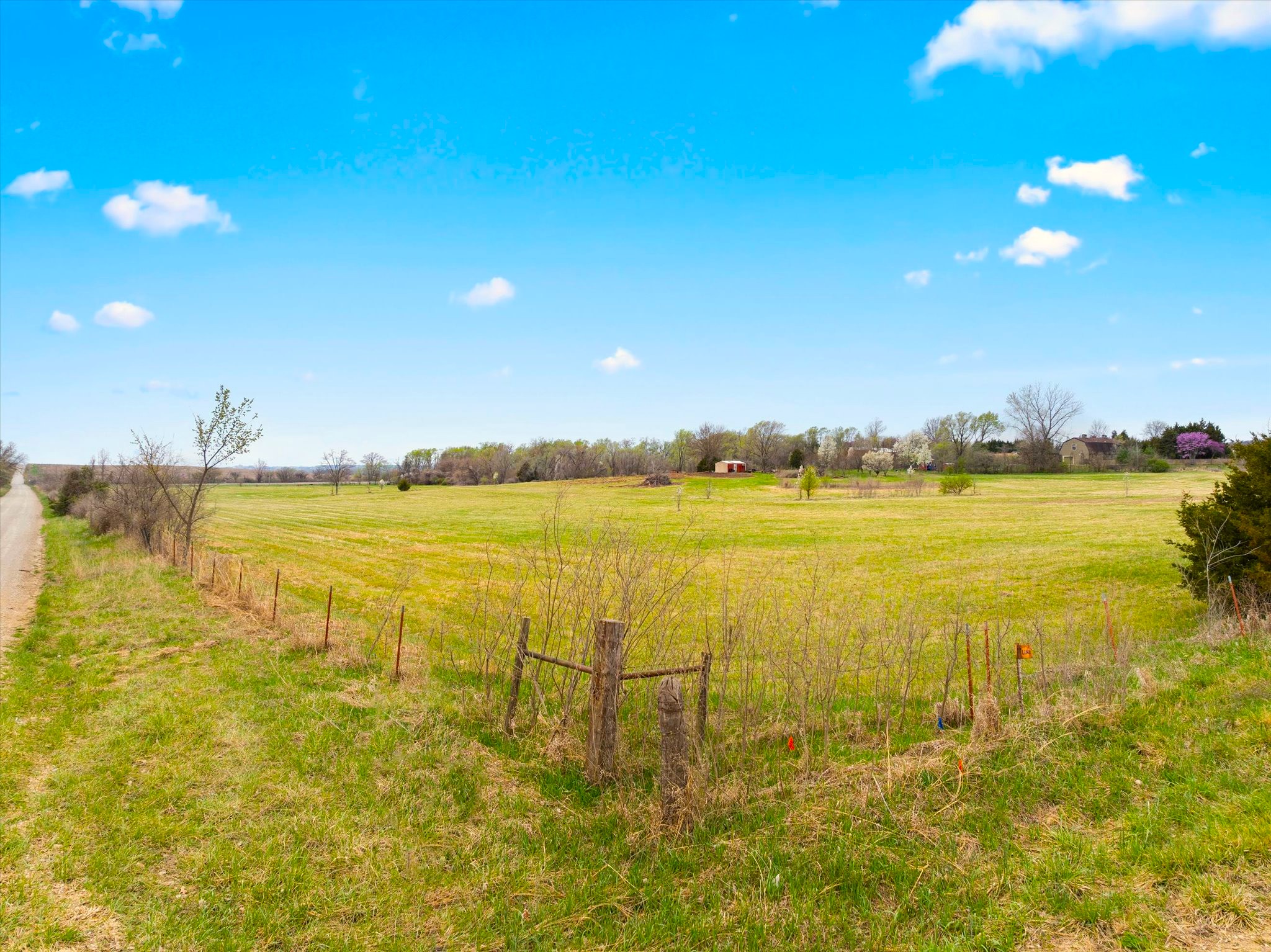 1495 N 2100 Road