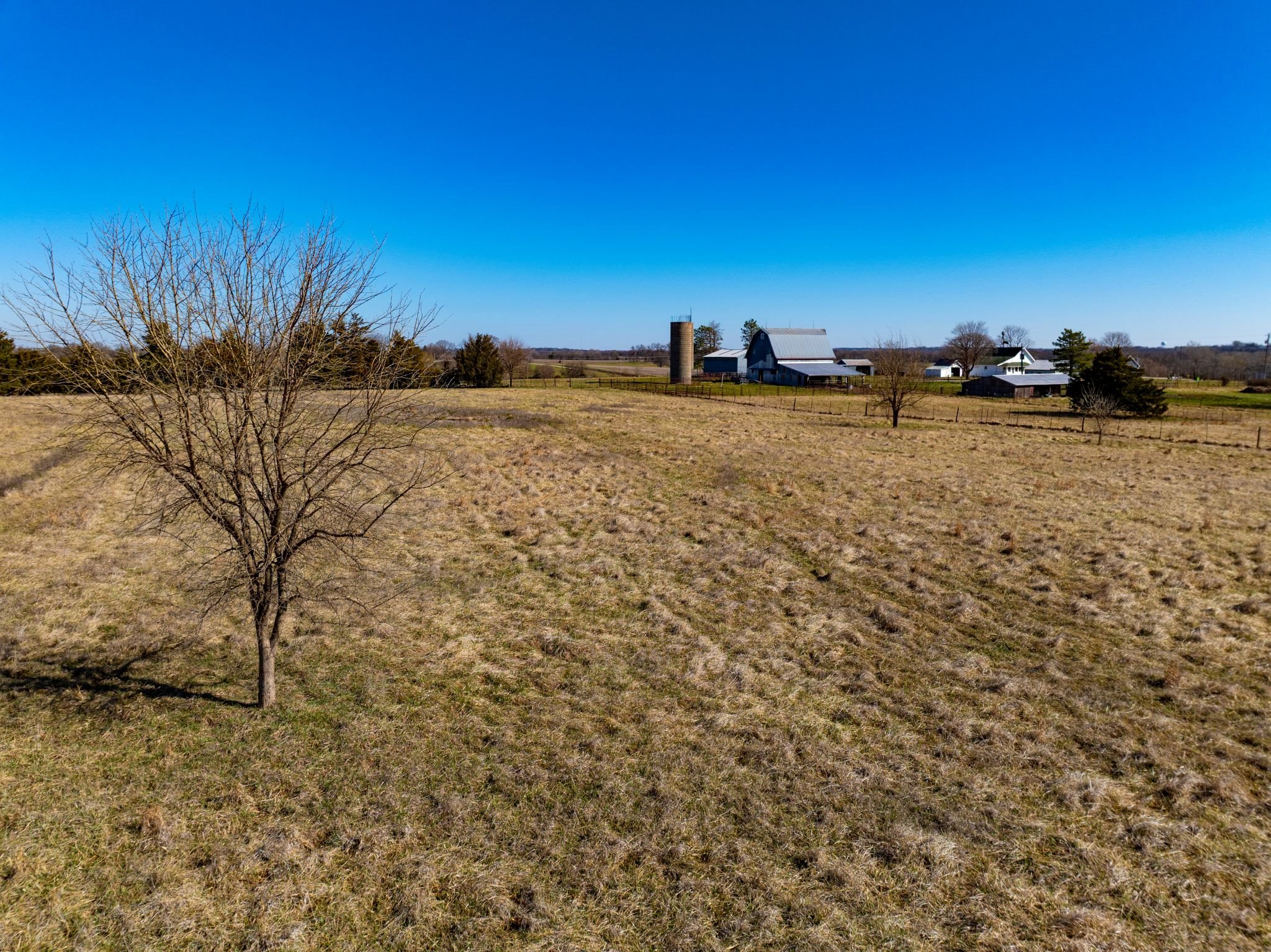 137 E 1400 Road