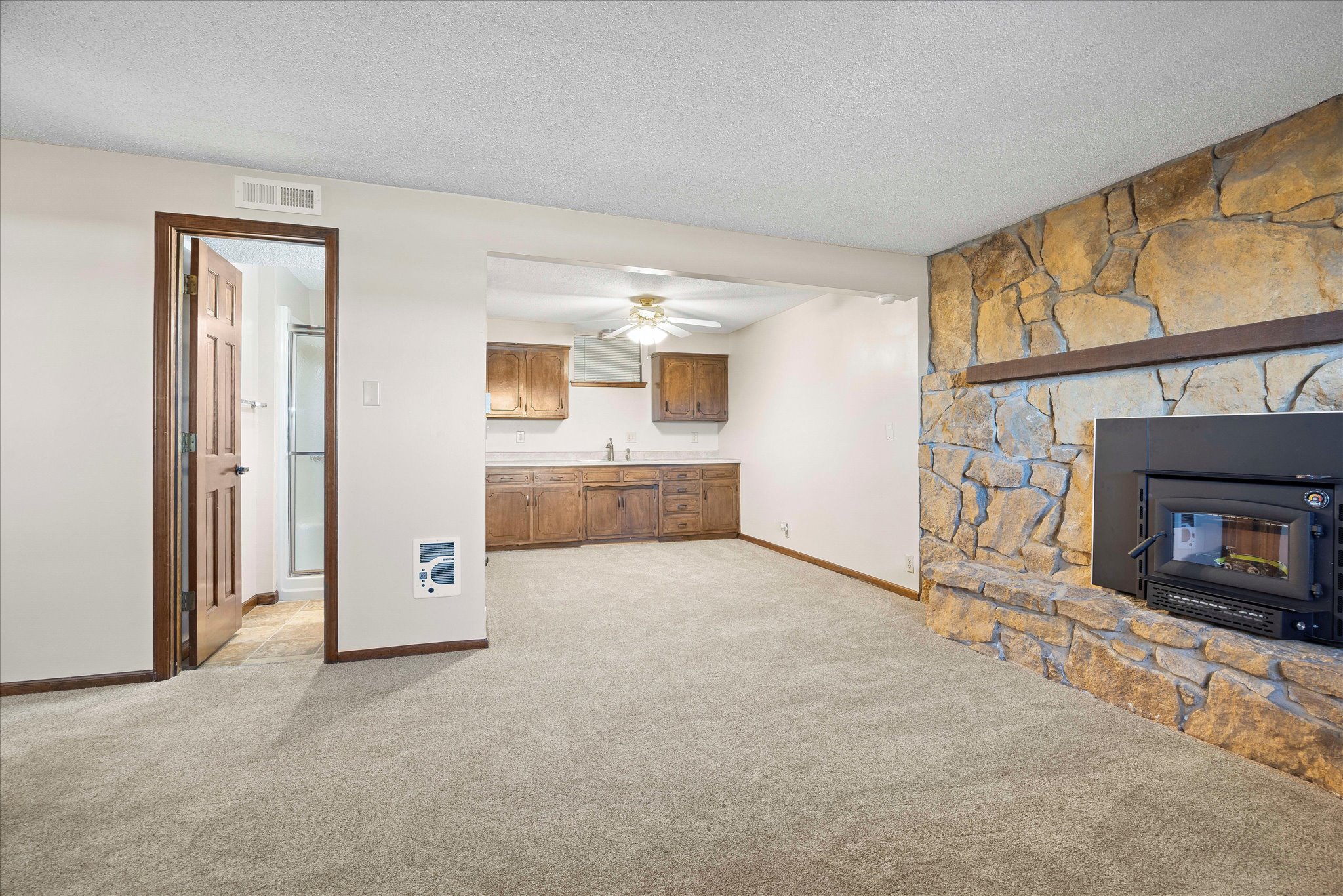 6880 SE U.S. 40 Hwy