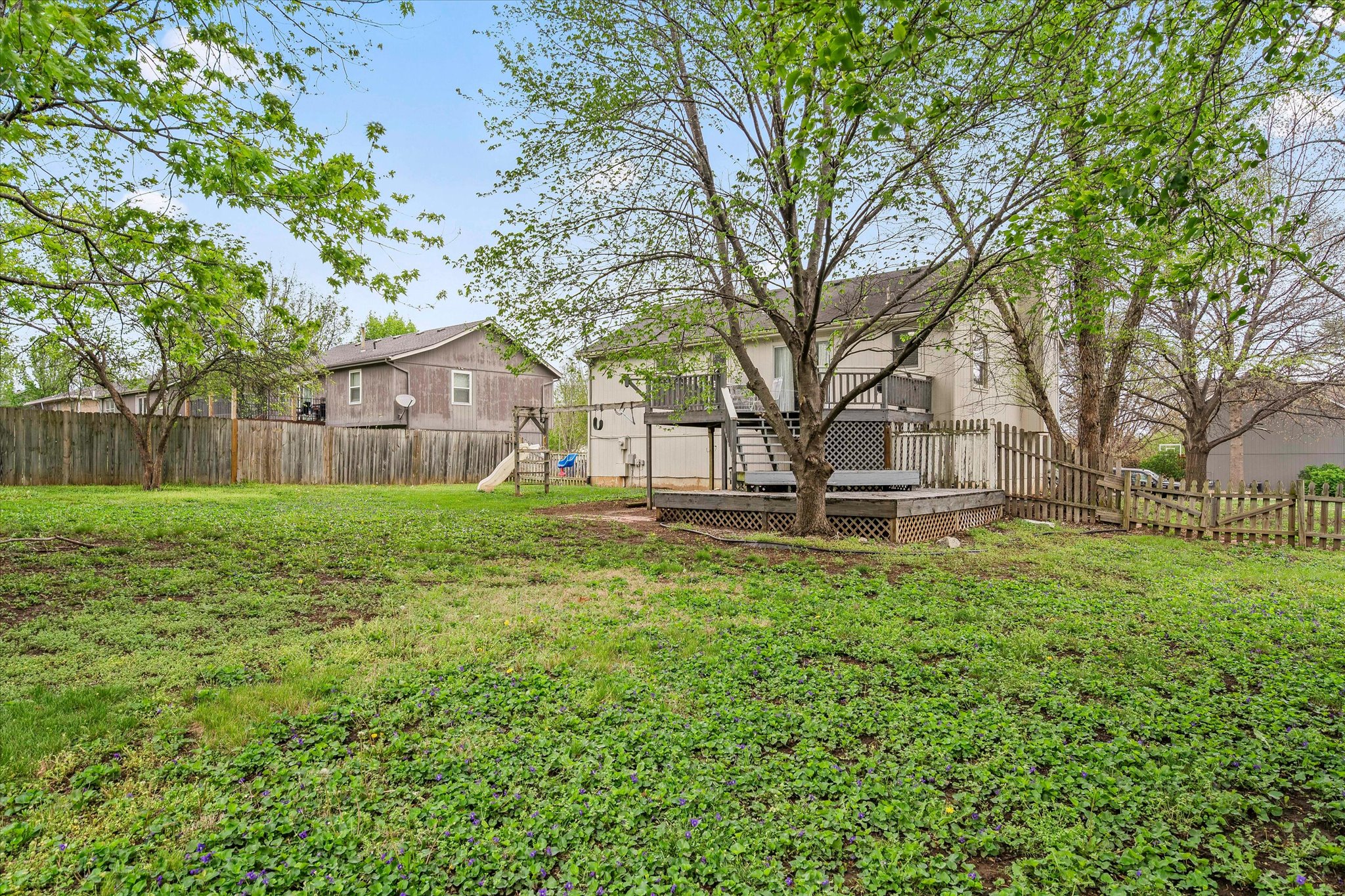 8812 Golden Lane