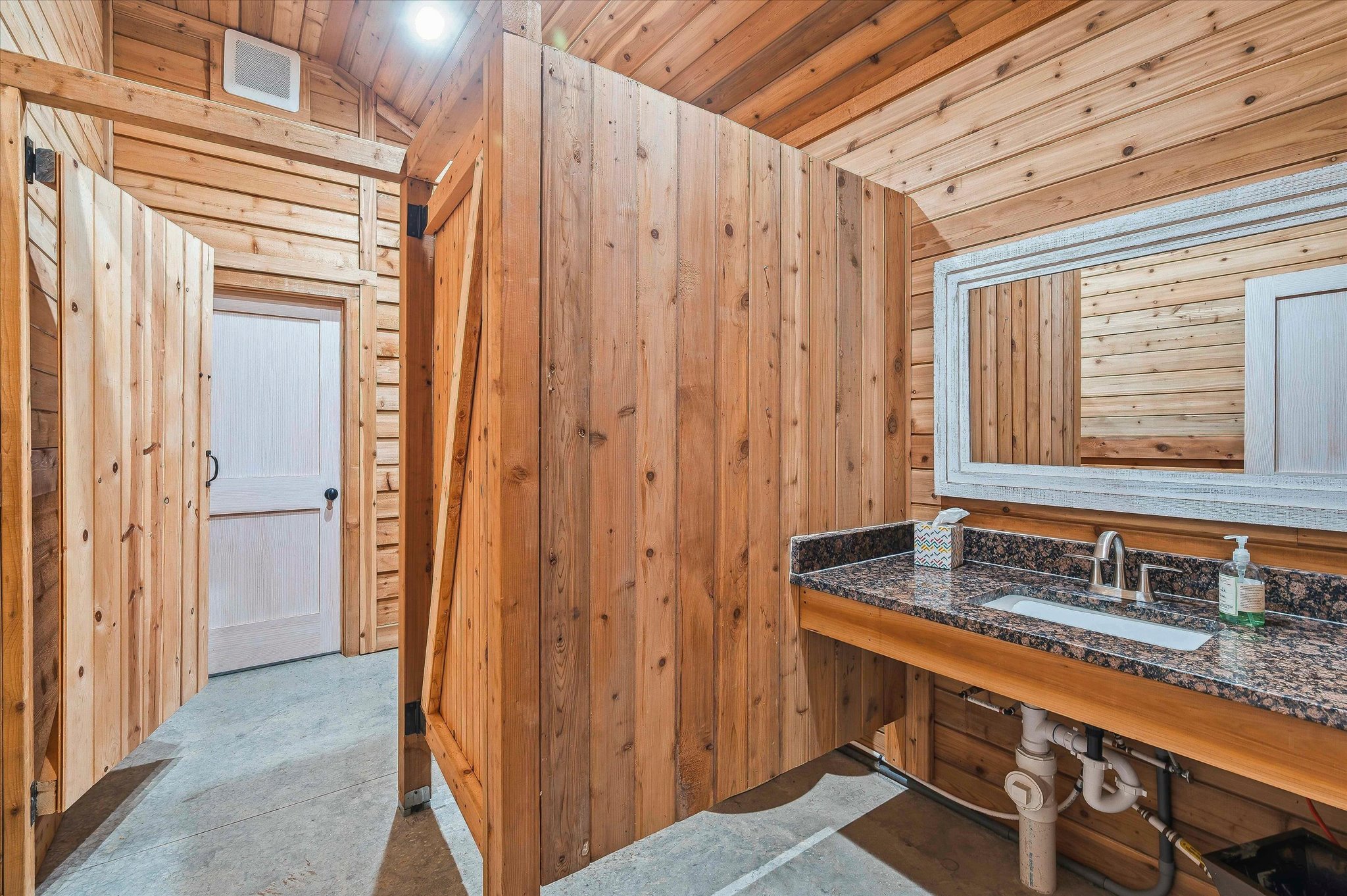 17688 Golden Road