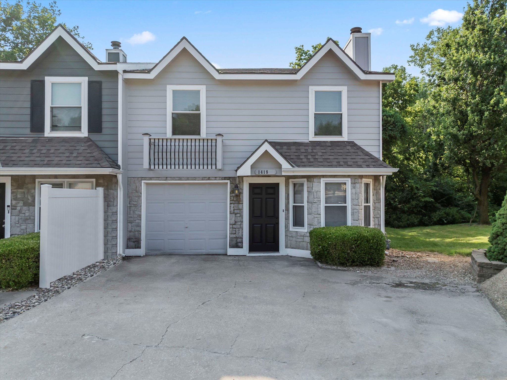 1418 Brighton Circle, Units A-D