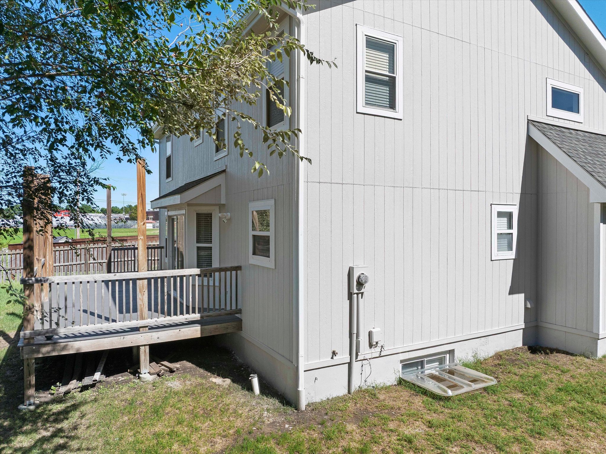 1310 Pin Oak Circle