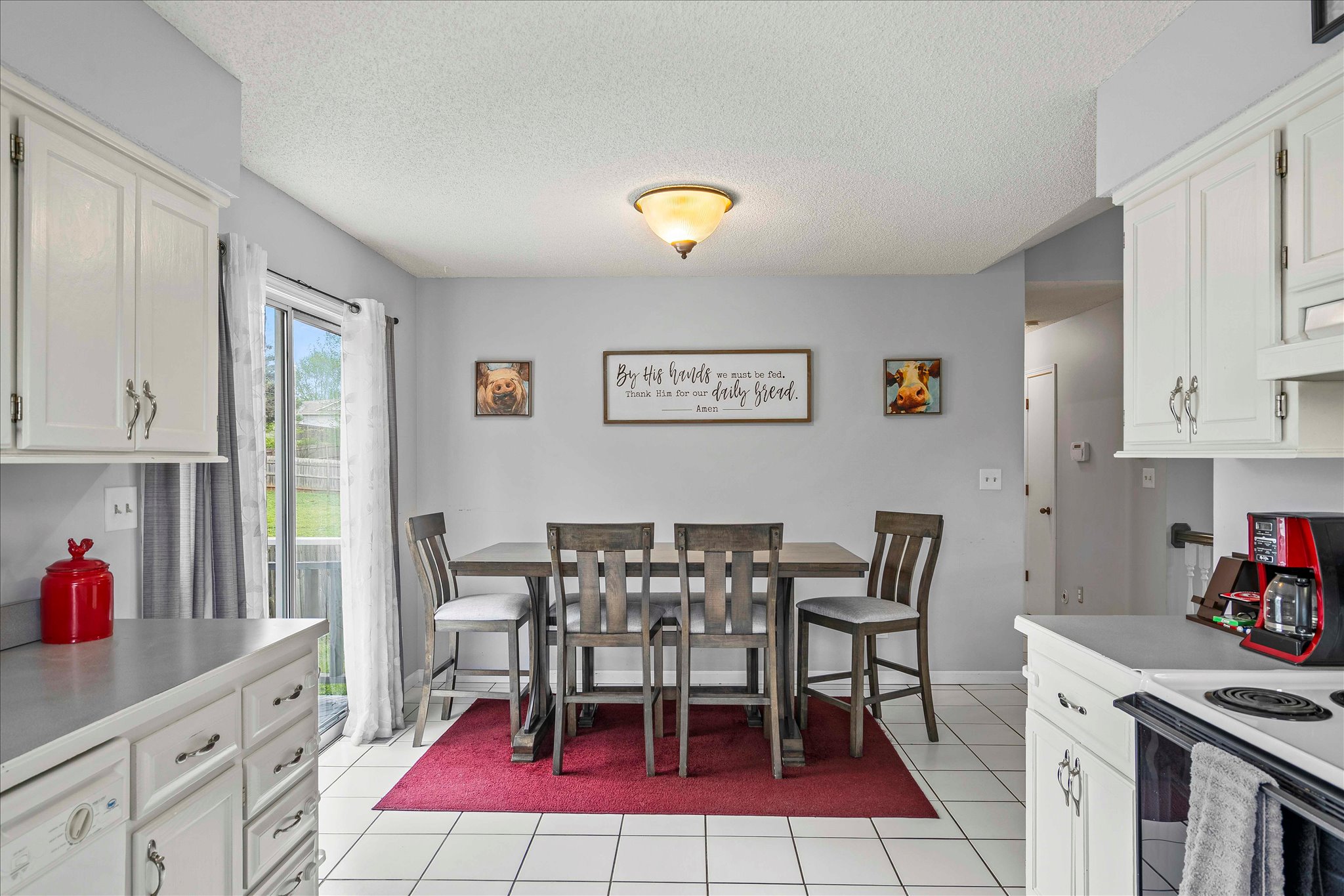 8812 Golden Lane
