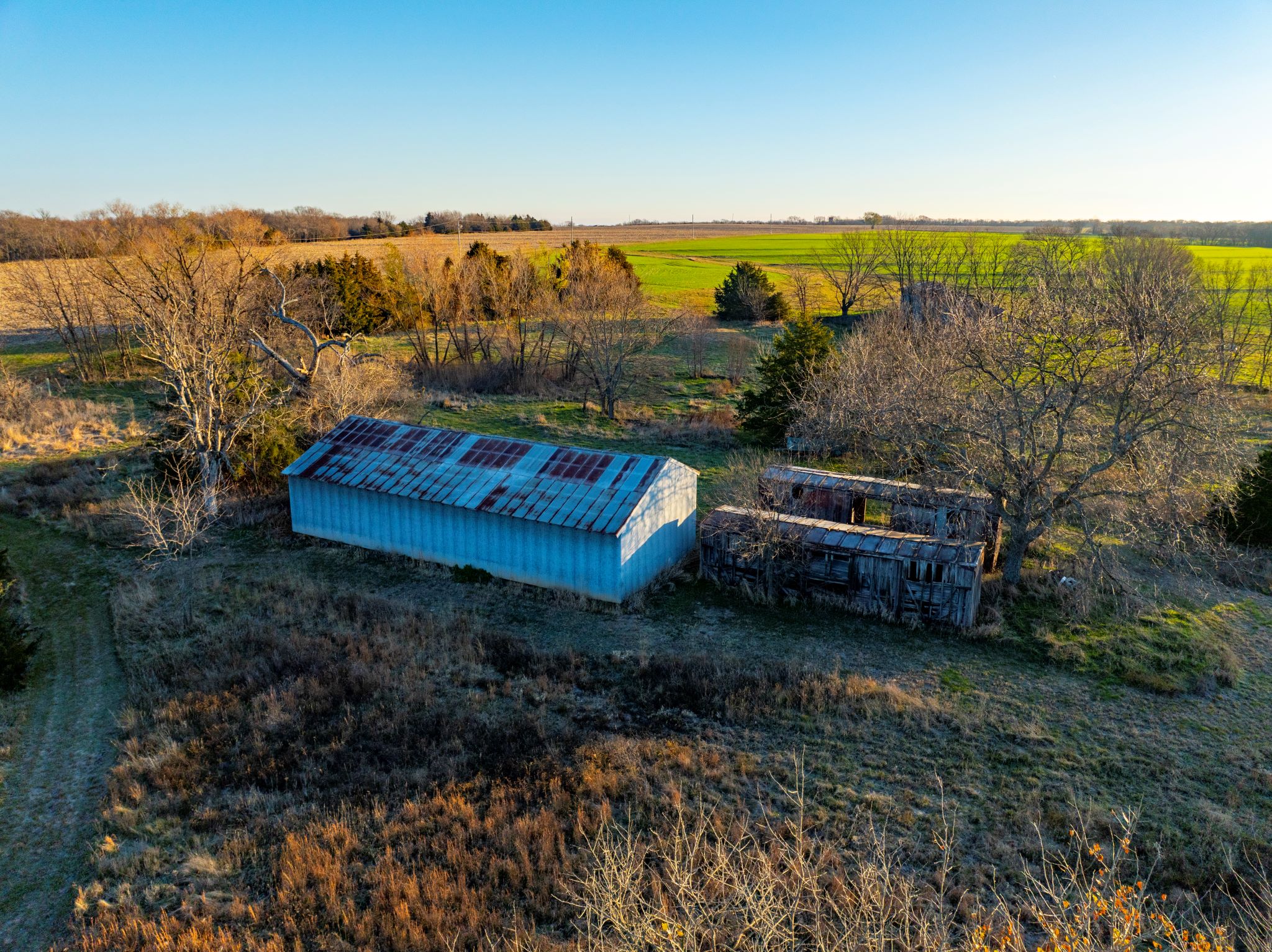 724 E 715 Road