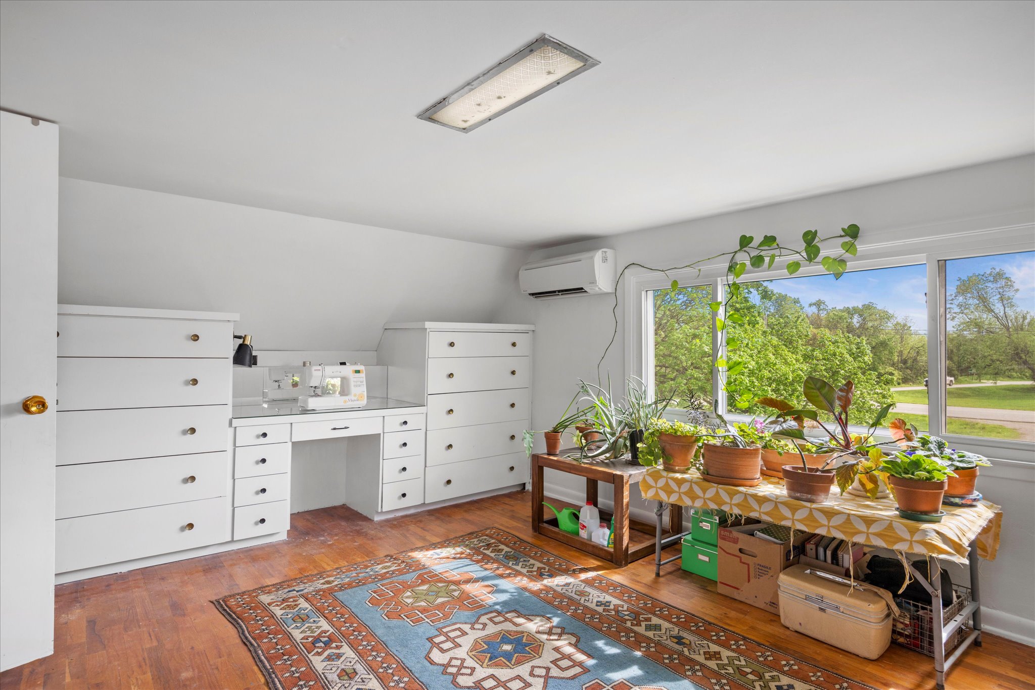 1011 Cedar Street