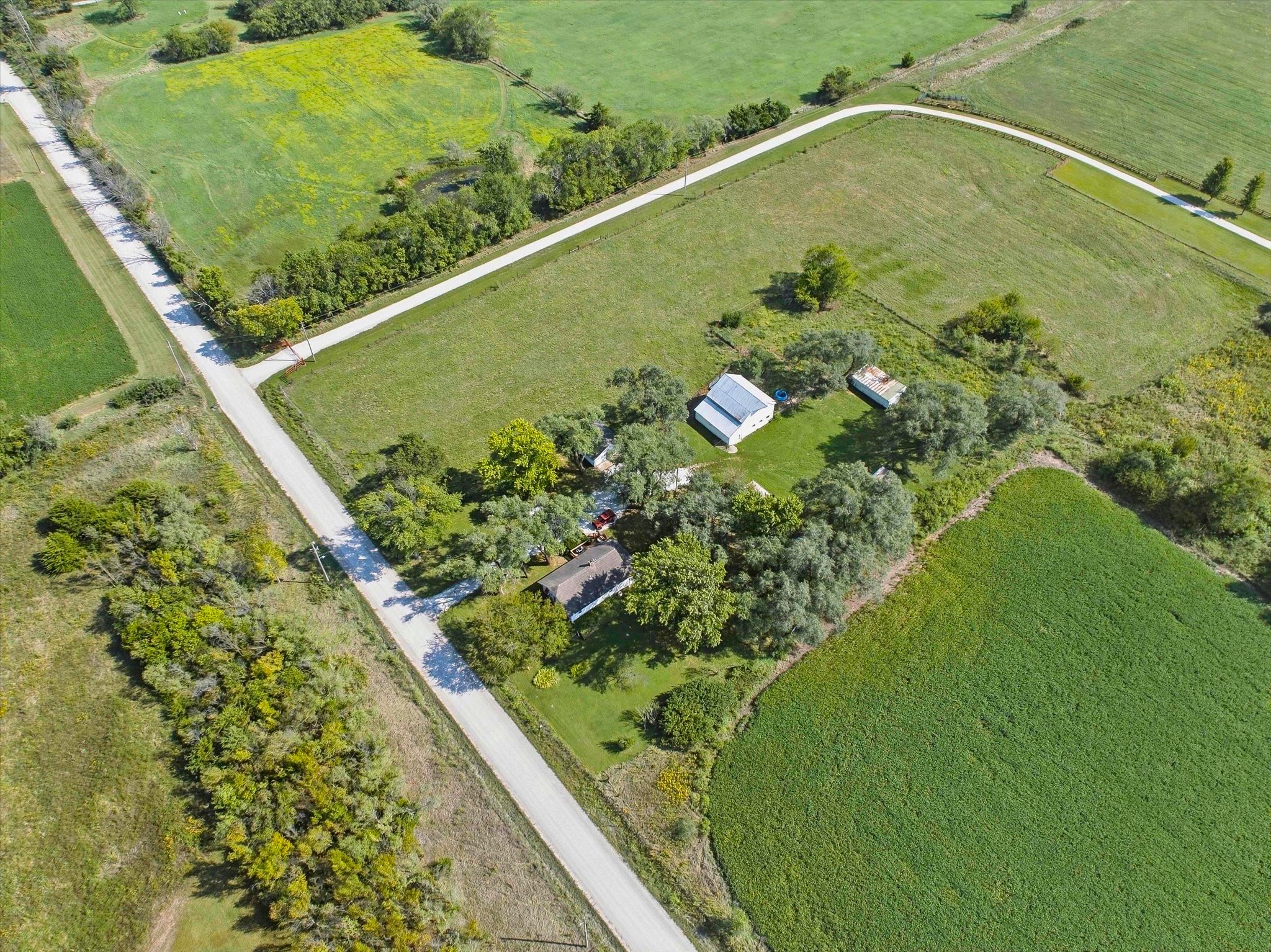 1945 N 900 Road