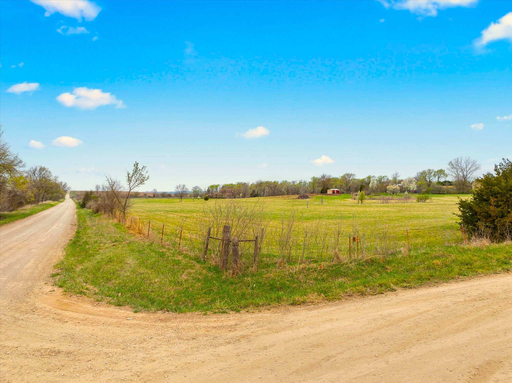 1495 N 2100 Road