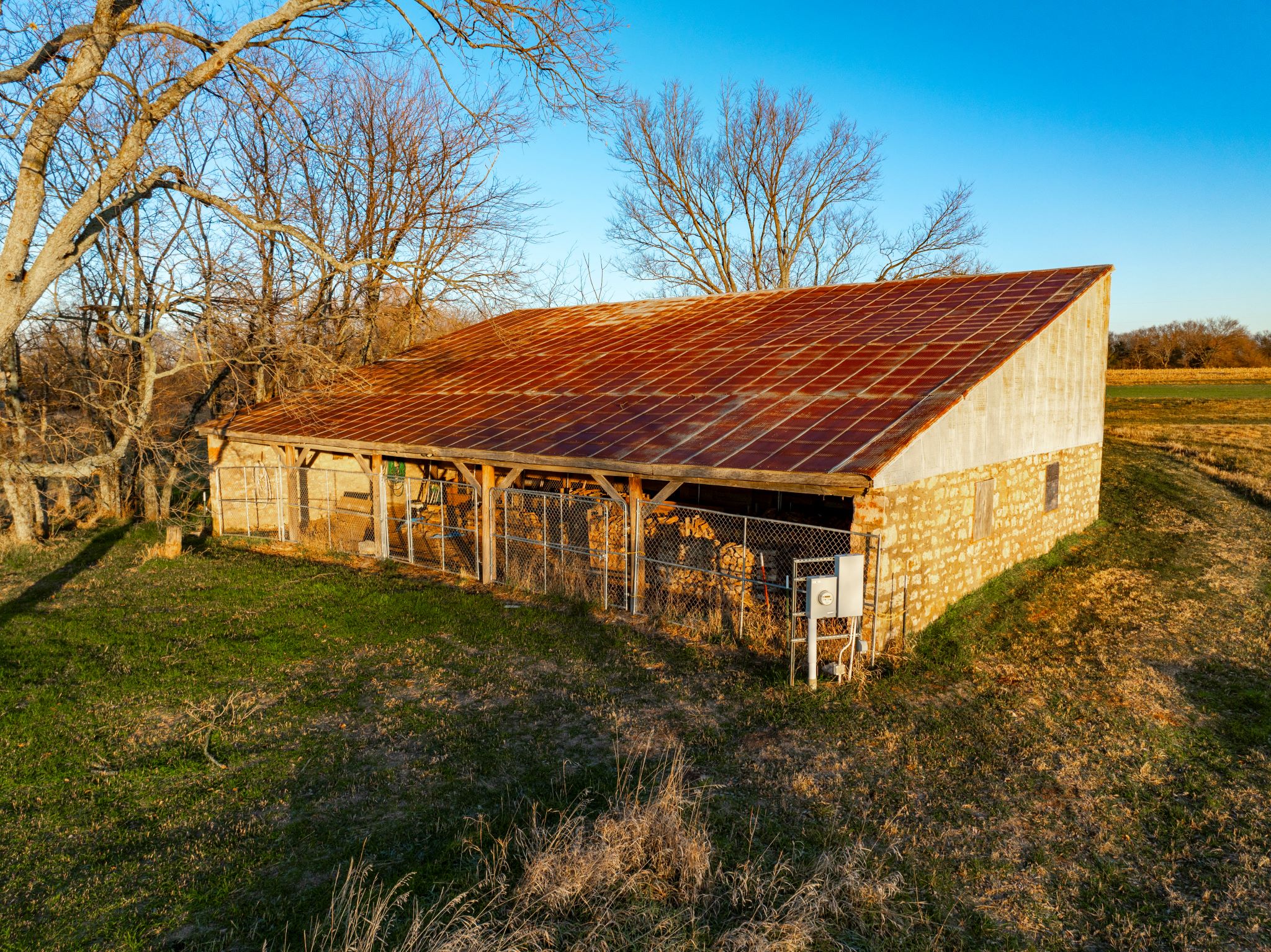 724 E 715 Road