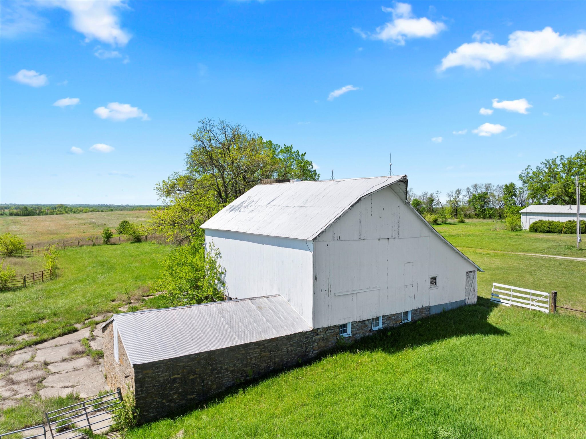 657 N 400 Road