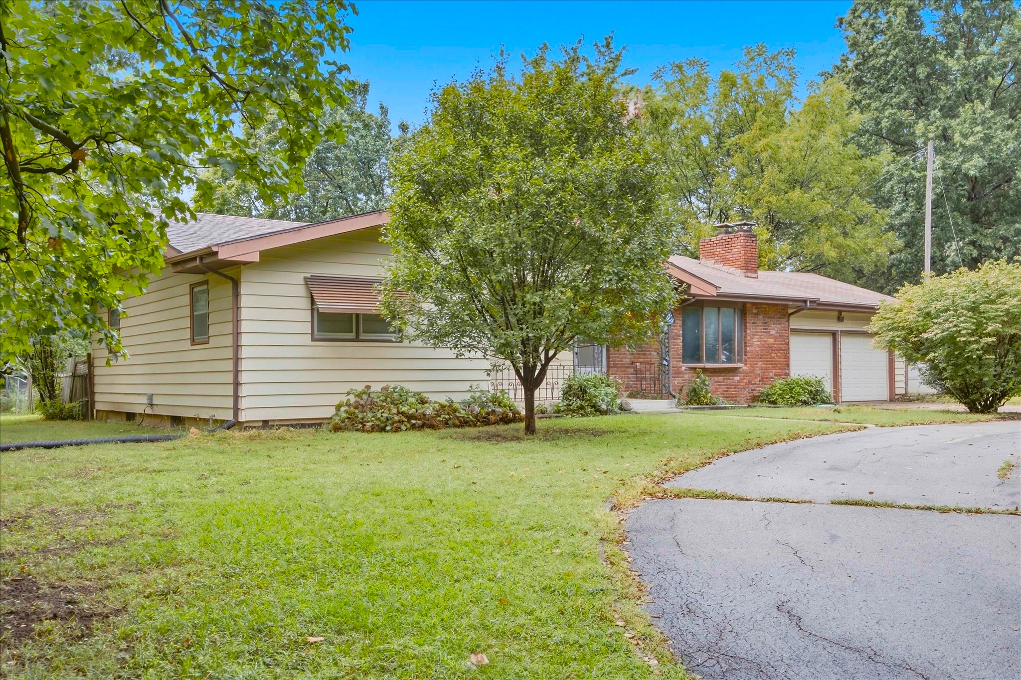 1411 Wagon Wheel Road